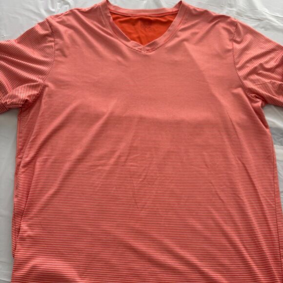 32 Degrees COOL Short Sleeve V-Neck Orange/White Size Medium EUC - Picture 6 of 9